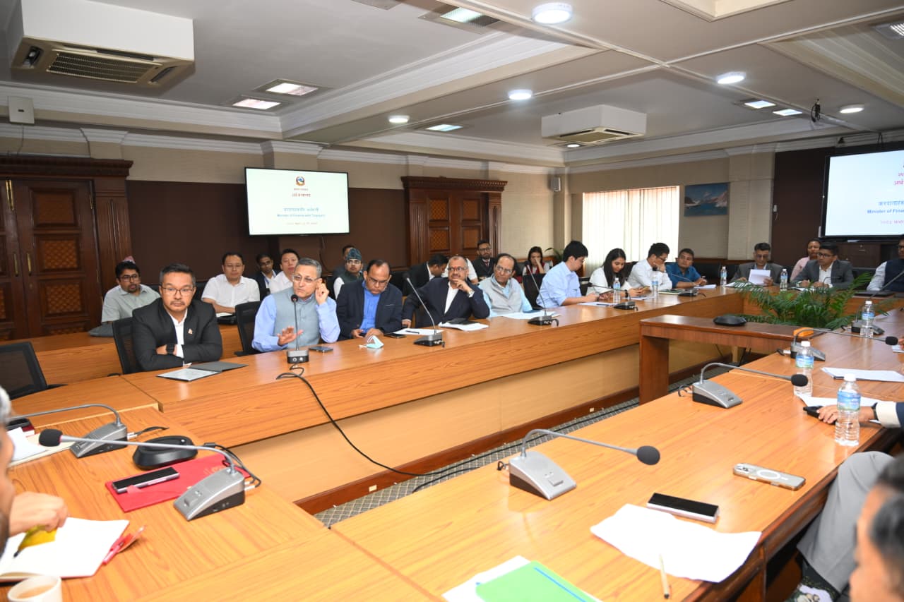 सरकारले निजी क्षेत्रलाई शङ्काले होइन, साझेदारका रूपमा हेर्छ : अर्थमन्त्री वाग्ले